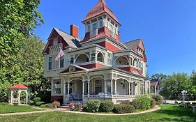 The Grand Victorian Bed And Breakfast Inn Bellaire Mi
